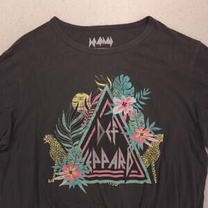 Def Leppard Band Graphic Short Sleeve T Shirt Womens Size Medium M Gray